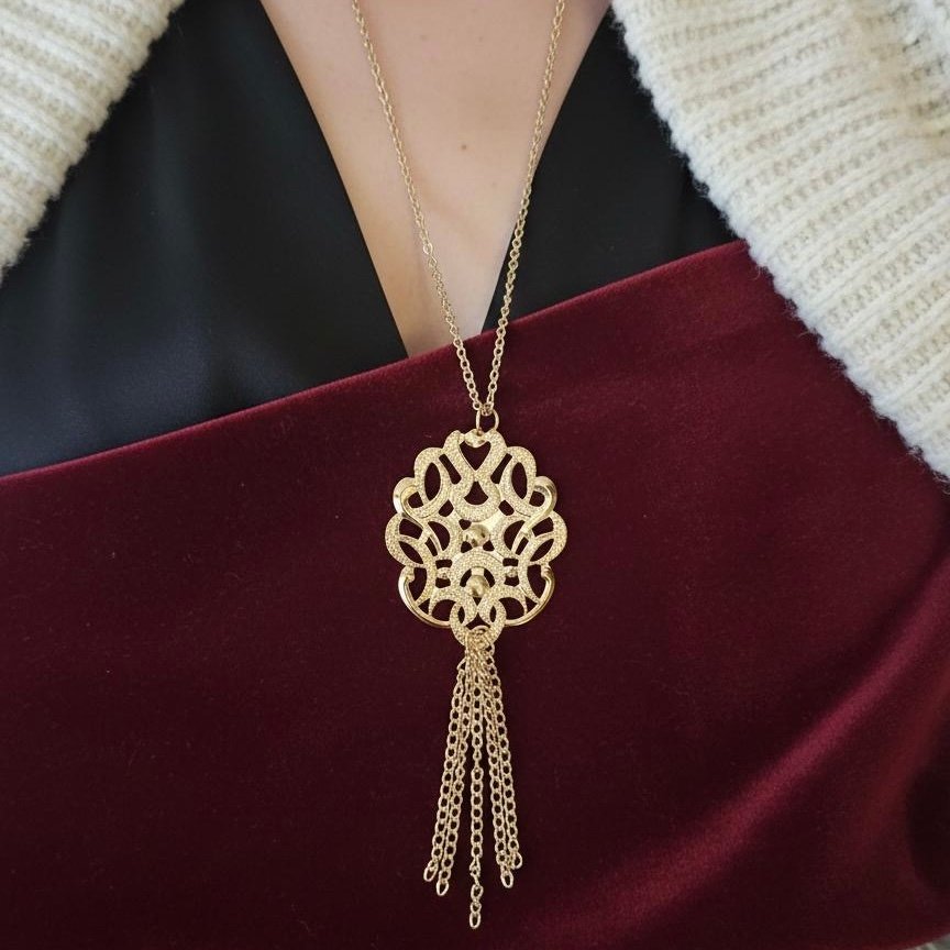 Кулон Черная Пантера — Магия ночи и сияние золота ✨